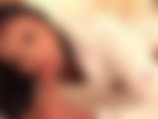 dionneventuri's Live Sex Cam Show