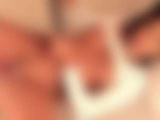 dionneventuri's Live Sex Cam Show
