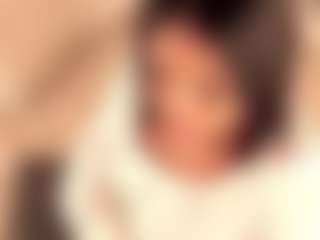 dionneventuri's Live Sex Cam Show