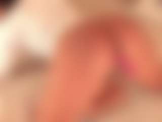 dionneventuri's Live Sex Cam Show