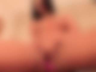 dionneventuri's Live Sex Cam Show