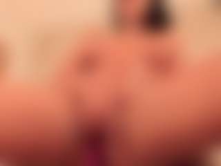 dionneventuri's Live Sex Cam Show