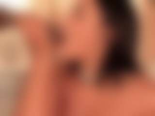 dionneventuri's Live Sex Cam Show