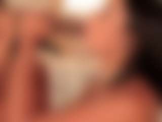 dionneventuri's Live Sex Cam Show