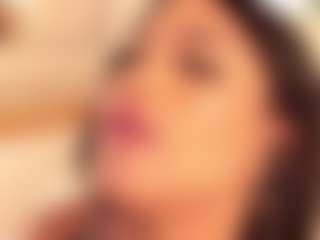 dionneventuri's Live Sex Cam Show