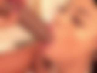 dionneventuri's Live Sex Cam Show