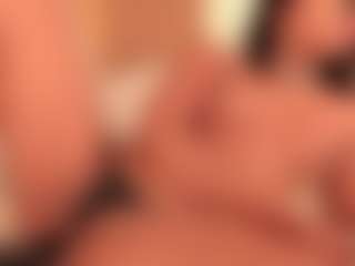 dionneventuri's Live Sex Cam Show