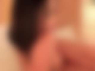 dionneventuri's Live Sex Cam Show