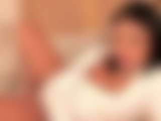 dionneventuri's Live Sex Cam Show