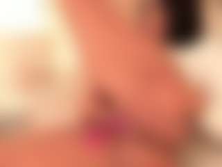 dionneventuri's Live Sex Cam Show