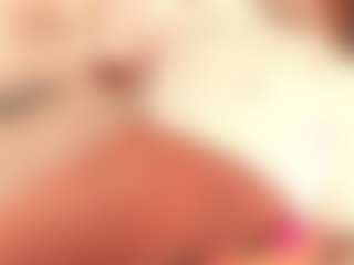 dionneventuri's Live Sex Cam Show