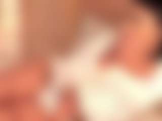 dionneventuri's Live Sex Cam Show
