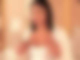 dionneventuri's Live Sex Cam Show