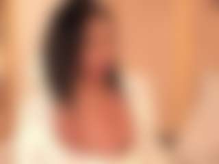 dionneventuri's Live Sex Cam Show