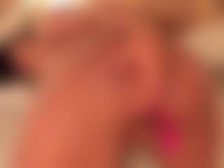 dionneventuri's Live Sex Cam Show
