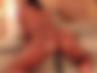 dionneventuri's Live Sex Cam Show