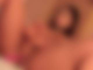 Live cam show with dionneventuri - Young Adult Teen (18+) on Camsoda