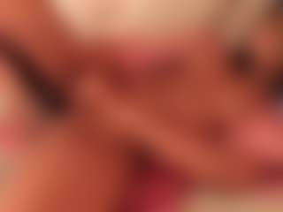dionneventuri's Live Sex Cam Show