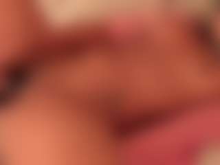 dionneventuri's Live Sex Cam Show
