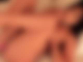 dionneventuri's Live Sex Cam Show