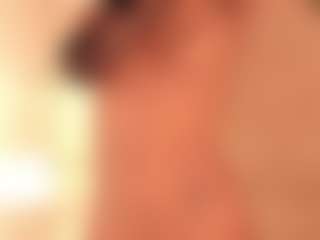 dionneventuri's Live Sex Cam Show