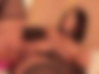 dionneventuri's Live Sex Cam Show