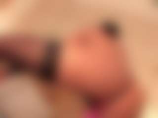 dionneventuri's Live Sex Cam Show