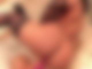 dionneventuri's Live Sex Cam Show