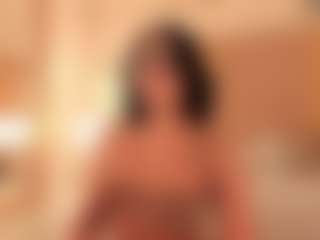 dionneventuri's Live Sex Cam Show