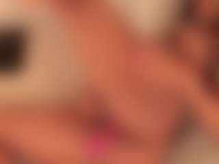 dionneventuri's Live Sex Cam Show
