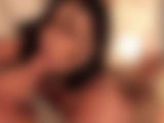 dionneventuri's Live Sex Cam Show