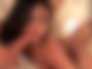 dionneventuri's Live Sex Cam Show