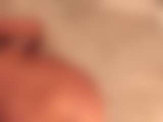 dionneventuri's Live Sex Cam Show