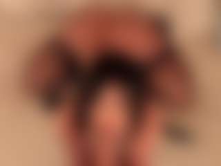 dionneventuri's Live Sex Cam Show