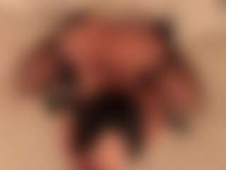 dionneventuri's Live Sex Cam Show