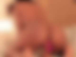dionneventuri's Live Sex Cam Show