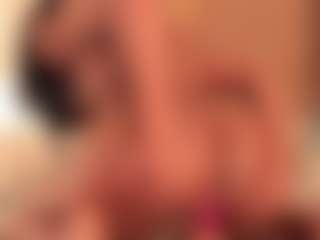 dionneventuri's Live Sex Cam Show