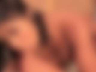 dionneventuri's Live Sex Cam Show