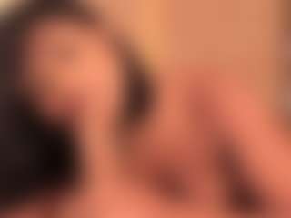dionneventuri's Live Sex Cam Show
