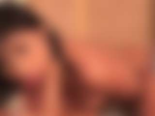 dionneventuri's Live Sex Cam Show
