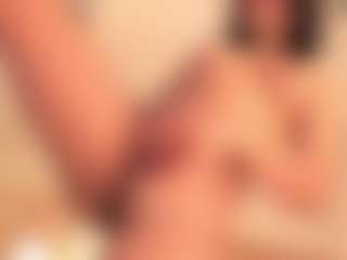 dionneventuri's Live Sex Cam Show