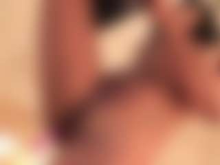 dionneventuri's Live Sex Cam Show