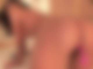 dionneventuri's Live Sex Cam Show