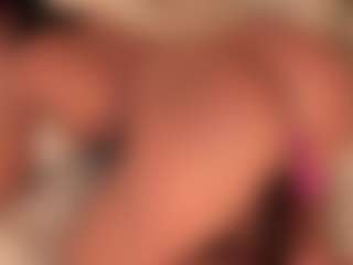 dionneventuri's Live Sex Cam Show