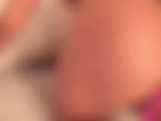 dionneventuri's Live Sex Cam Show