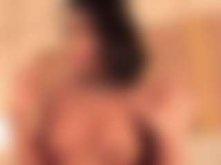 dionneventuri's Live Sex Cam Show