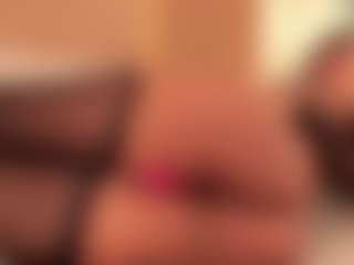 dionneventuri's Live Sex Cam Show