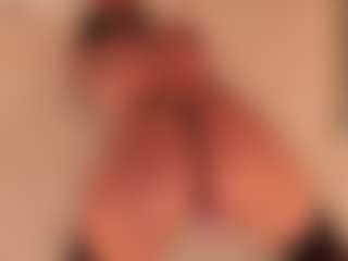 dionneventuri's Live Sex Cam Show