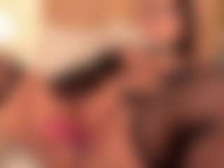 dionneventuri's Live Sex Cam Show