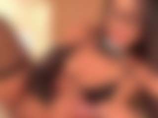 dionneventuri's Live Sex Cam Show